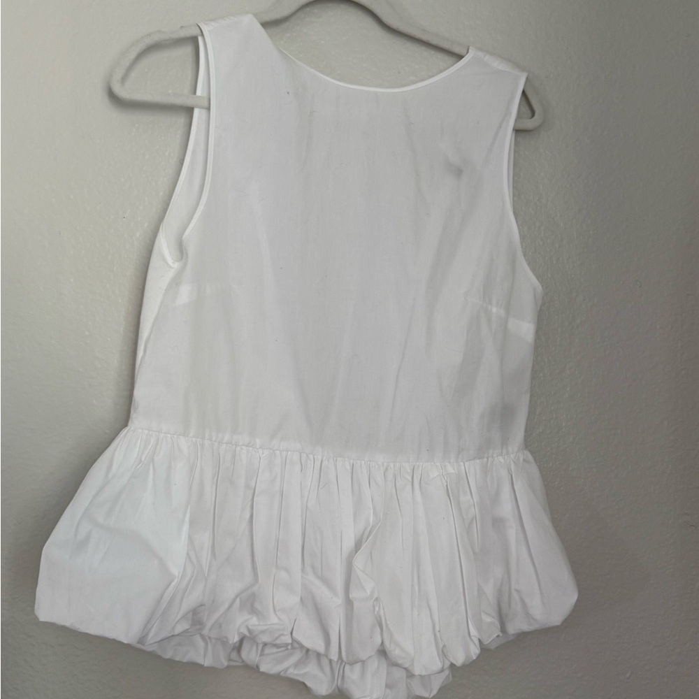 H&M Divided White Sleeveless Peplum Top